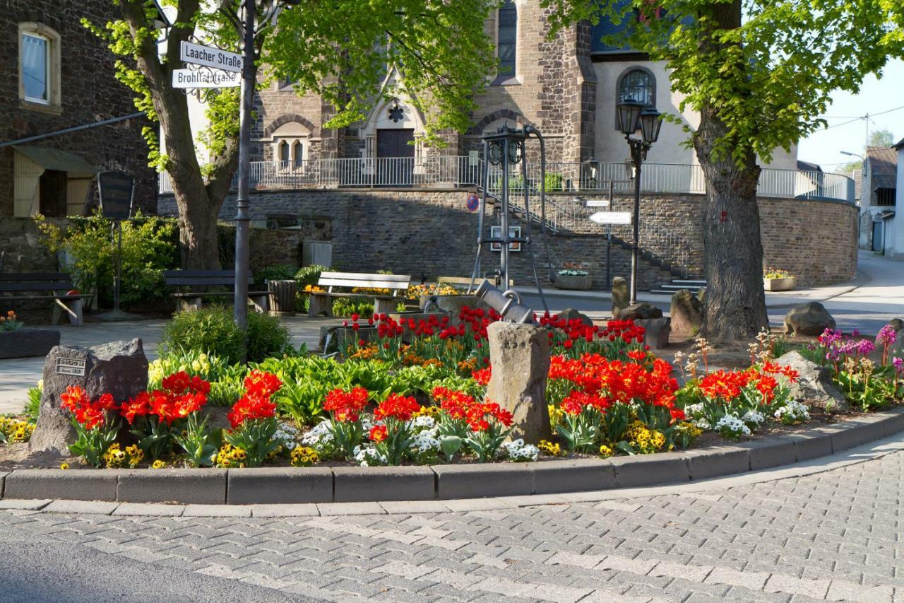 Fewo Ferber Andernach Buitenkant foto